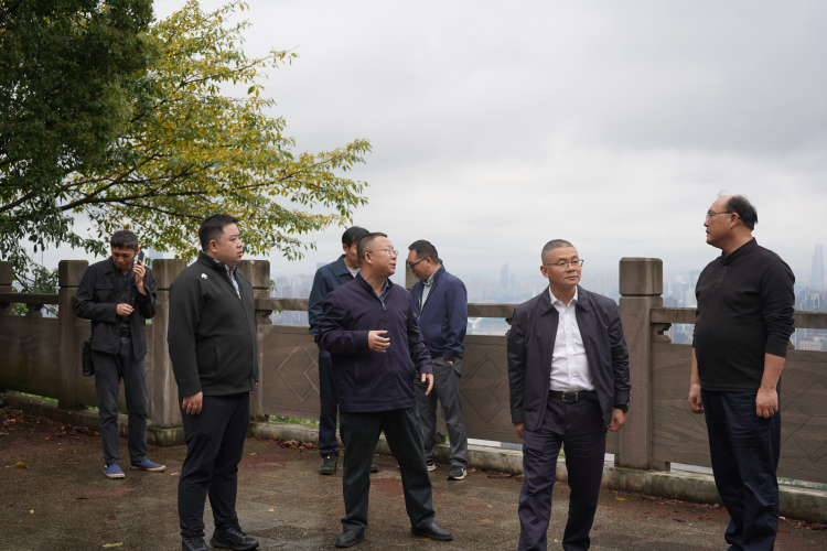 市城市管理局副局长廖聪全到市南山植物园管理处开展节前安全检查