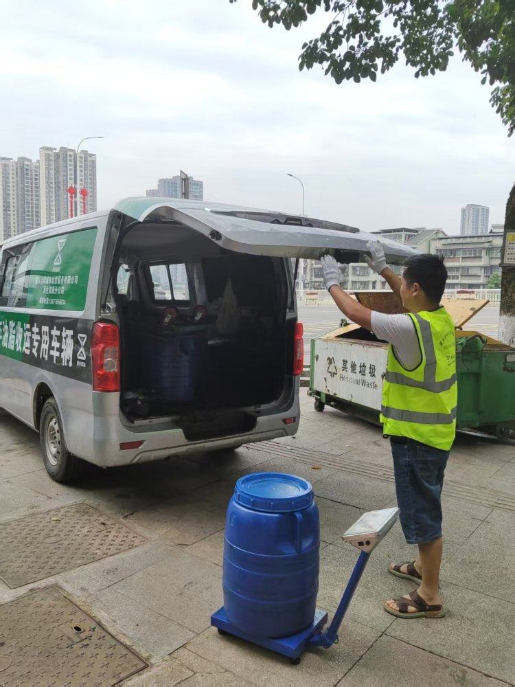 火锅废油变航空燃料,潼南解锁餐厨垃圾治理“新技能”