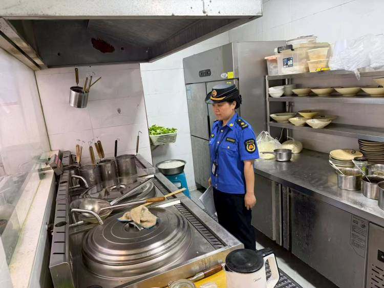 火锅废油变航空燃料,潼南解锁餐厨垃圾治理“新技能”