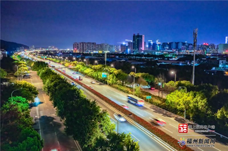 福州机场第二高速公路全线1060盏路灯完成品质升级.jpeg